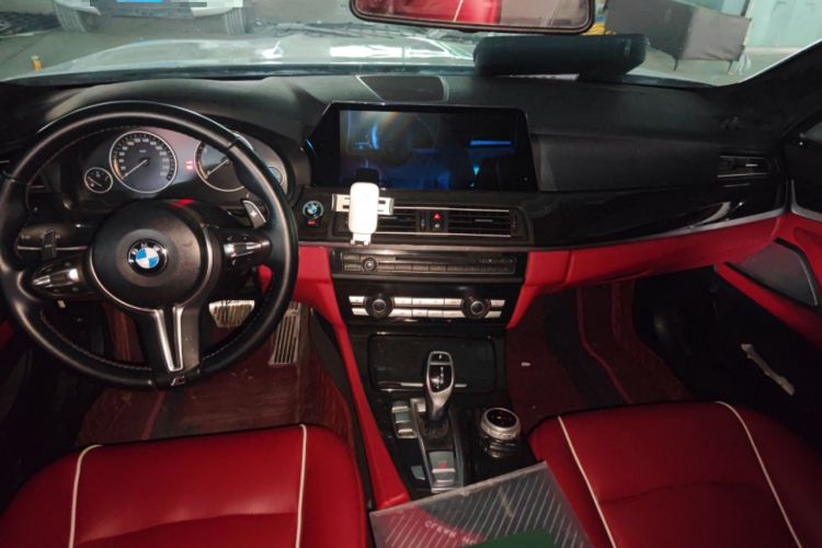 Used BMW 5 Series 2012 535Li Leading Model Center Console