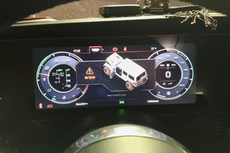 Used Jeep Wrangler 2018 2.0T Sahara Four-Door Edition