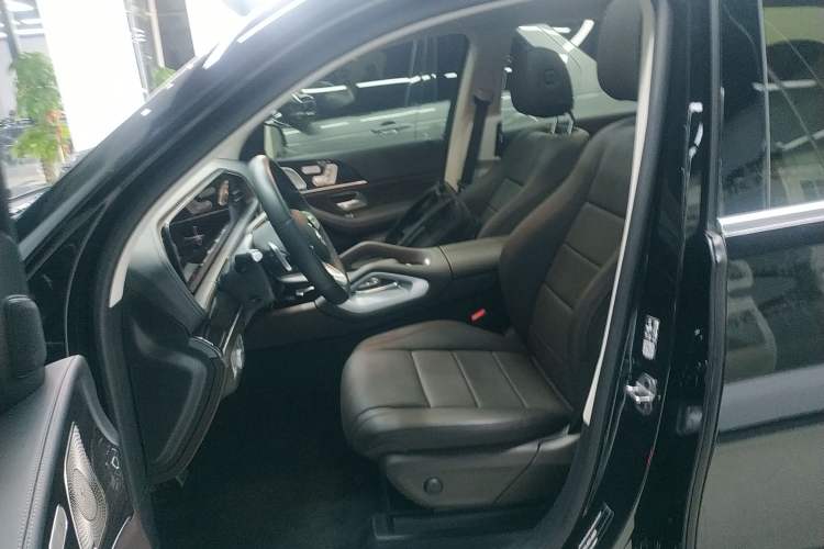 Used Mercedes-Benz GLS 2022 Second Facelift GLS 450 4MATIC Stylish Version