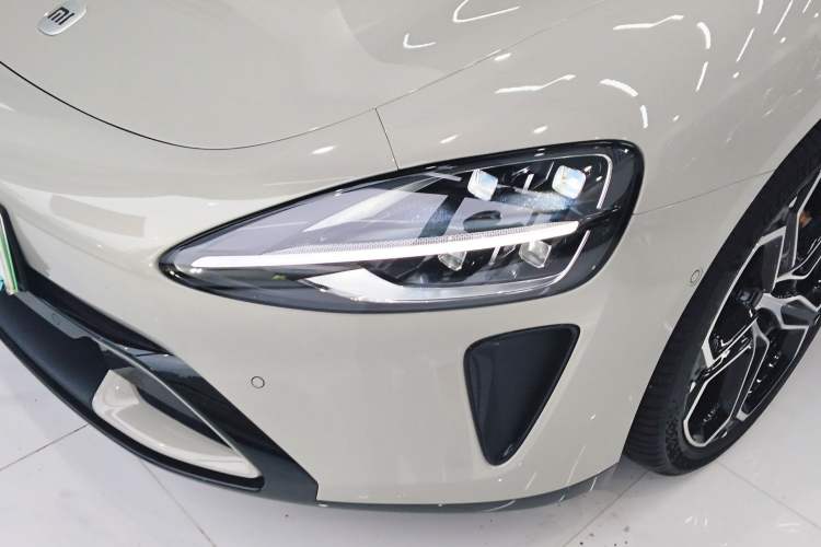 Used Xiaomi Auto SU7 2024 Rear-Drive Long-Range Intelligent Driving Version
