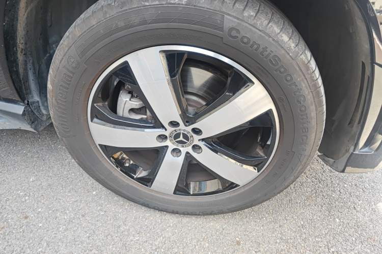 Used Mercedes-Benz GLS 2021 Refresh GLS 450 4MATIC Fashion Edition Right Front Wheel Hub