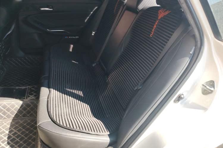 Used Toyota Avalon 2019 2.0L Luxury Edition China VI Standard