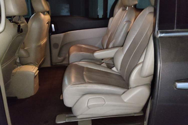 Used Buick GL8 2017 25S Luxury Version China V Standard Left Rear Seat