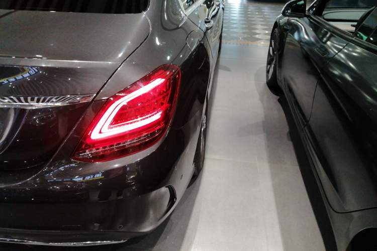 Used Mercedes-Benz C-Class 2020 Restyled C 260 L Sport Edition Right Rear Taillight