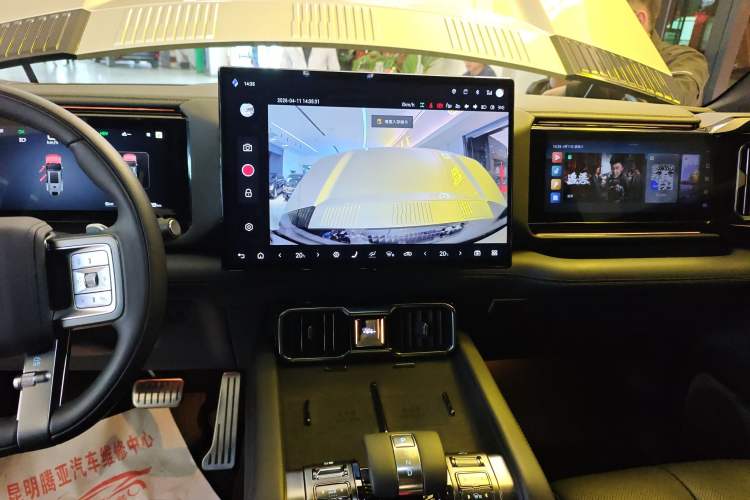 Used Formula Leopard 8 2025 Smart & Brave Flagship Edition 6 Seats Audio And AC Panel