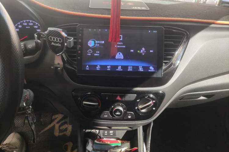 Used Hyundai Verna (new generation) 2016 1.4L Manual Cool Edition GLS Audio And AC Panel