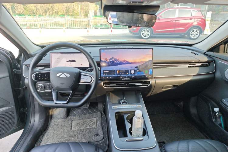 Used Chery Fengyun A8L 2025 1.5 TGDI 145 km Luxury Version