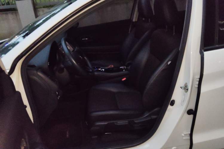 Used Honda Vezel 2020 1.5L CVT Pioneer Edition