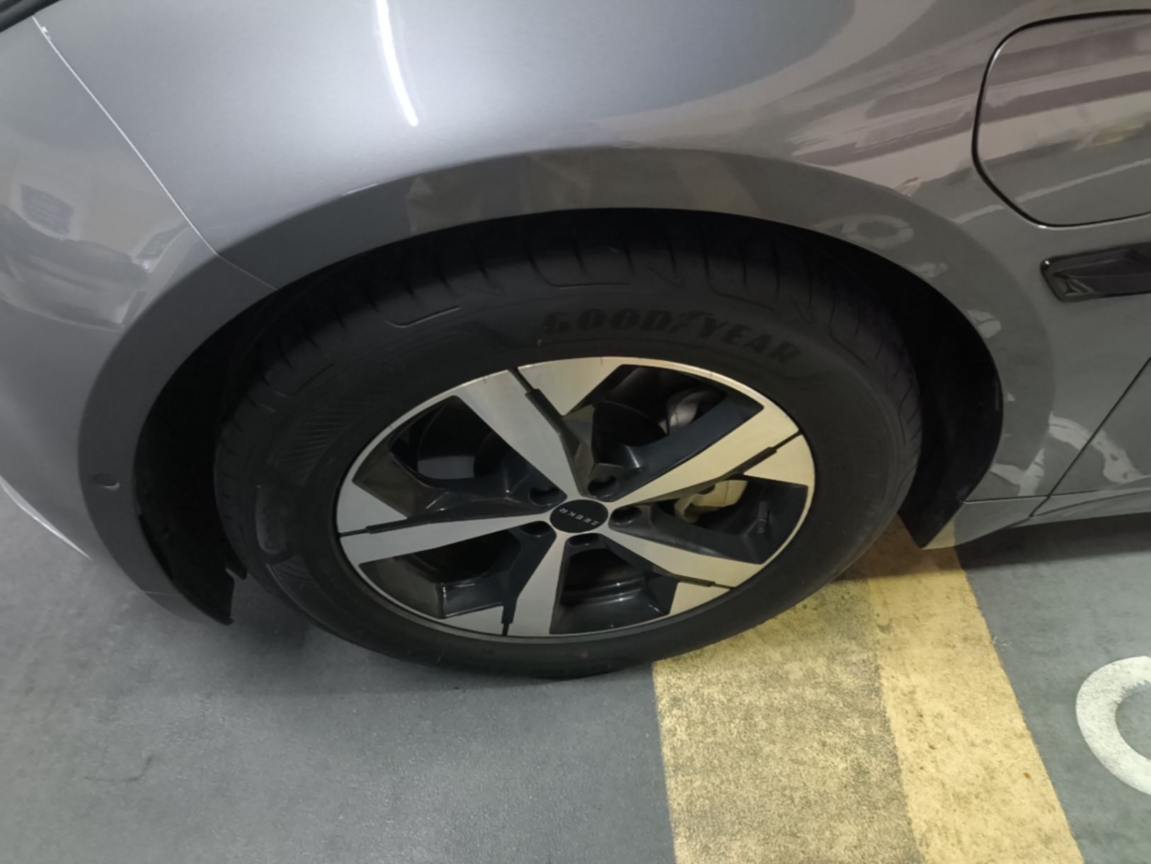 Zeekr 001 2023 WE Edition 100 kWh — снимка 10