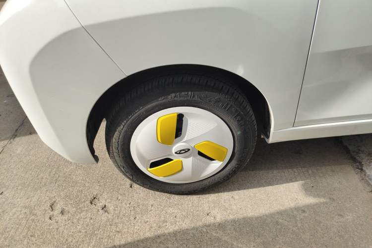 Used Chery QQ Ice Cream 2022 120km Conical Shape Lithium Iron Phosphate Left Front Wheel Hub