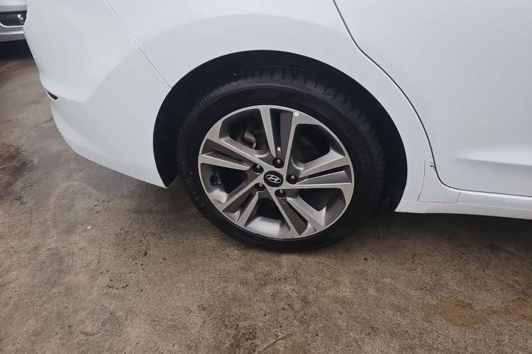 Used Hyundai Elantra (6th Generation / Lingdong) 2016 1.6L Automatic ZhiXuan – Elite Version
