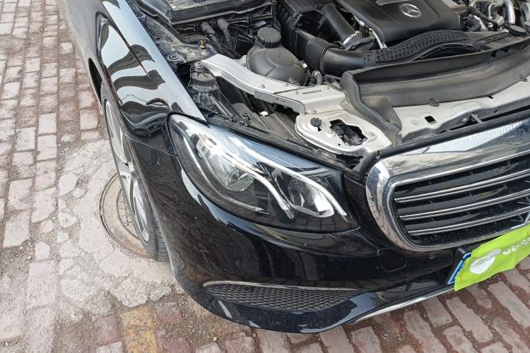 Used Mercedes-Benz E-Class 2019 E 200 L 4MATIC Right Front Headlight