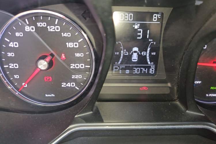 Used MG 6 New Energy 2019 50T Plus Odometer Close Up