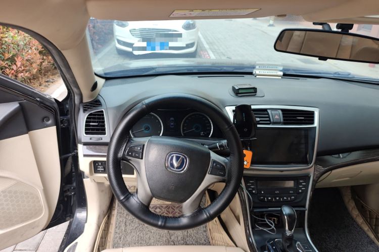 Used CHANGAN Raeton 2013 1.8T Automatic Elite Model China IV Standard
