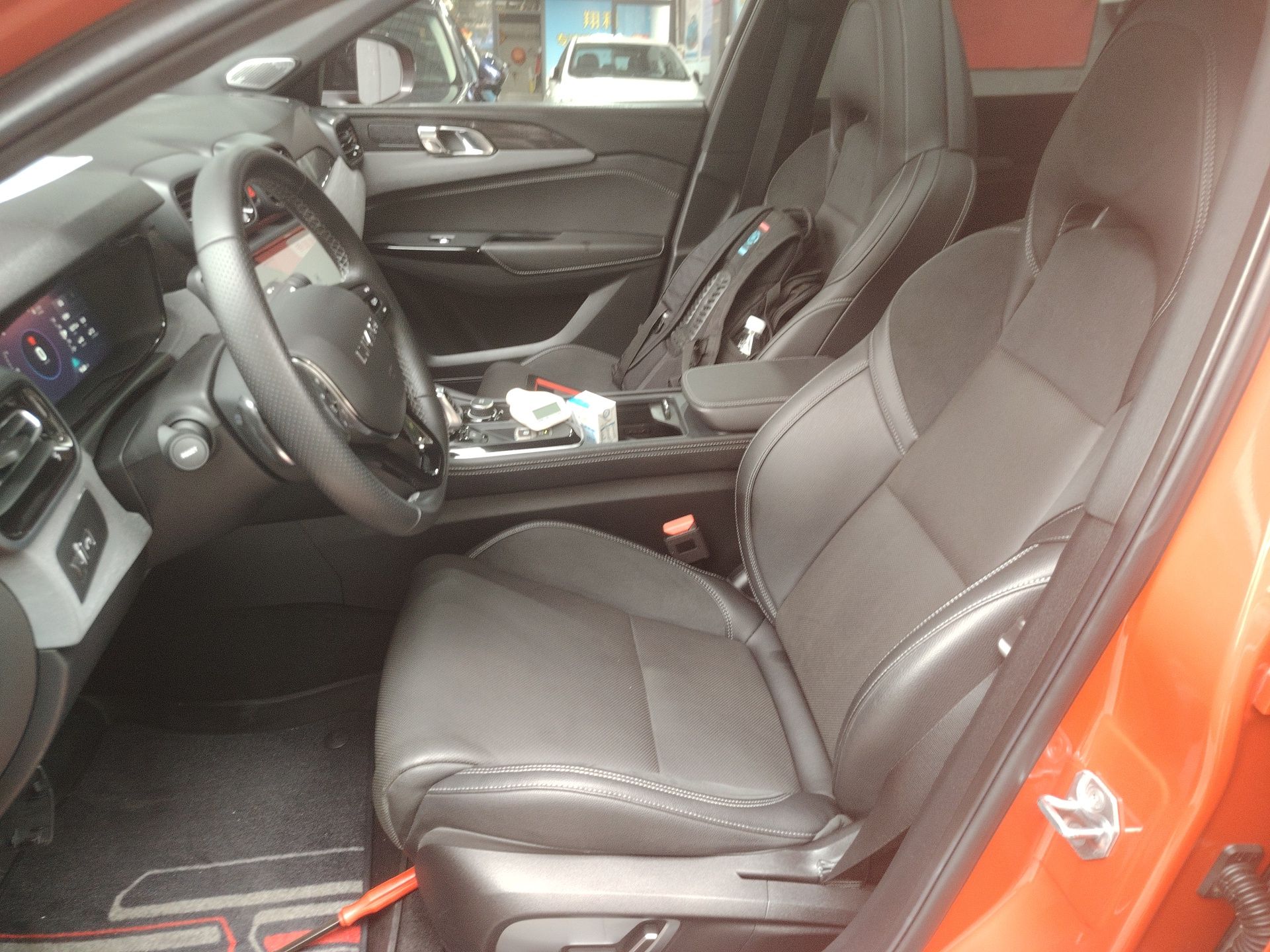 Переднее сиденье в автомобиле