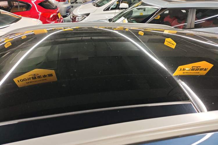 Used Ford Escape 2020 EcoBoost 245 Two-Wheel-Drive Titanium Edition Roof