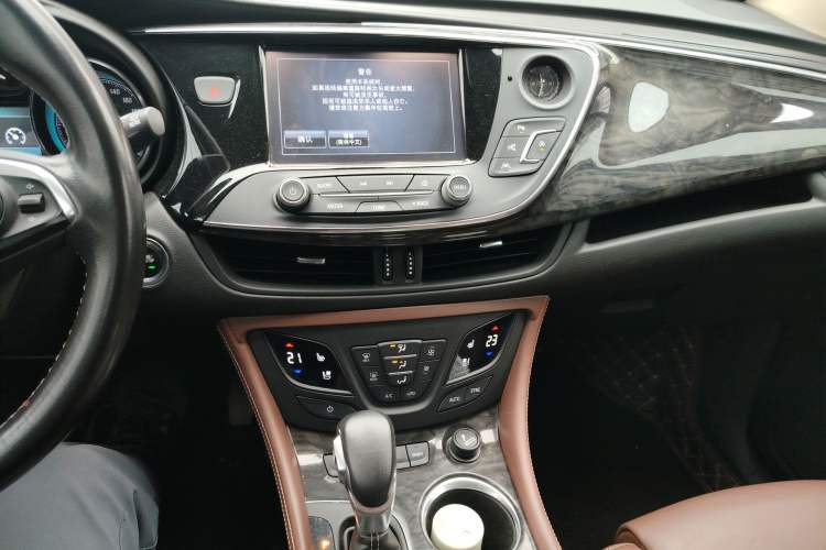 Used Buick Envision 2014 28T Four-Wheel Drive Luxury Model
