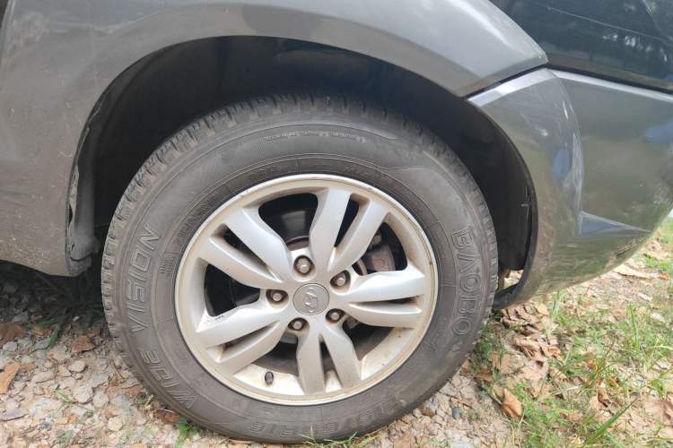 Used Hyundai Tucson 2009 2.0L Automatic Two-Wheel Drive with Sunroof