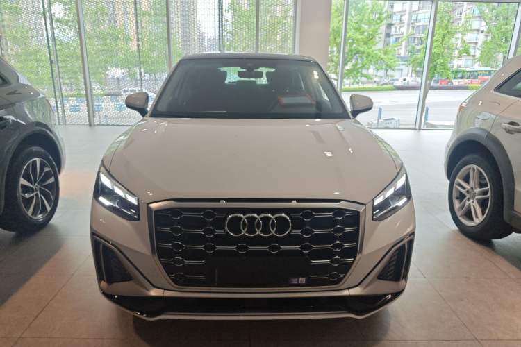 Used Audi Q2L 2024 35TFSI Ambition Dynamic Edition Front