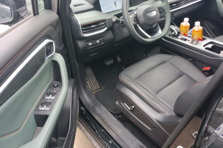 Used Geely Auto Haoyue L 2023 2.0T DCT Prestige Edition