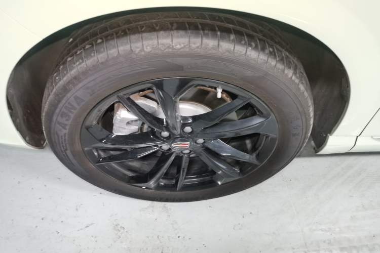 Used Hongqi HS3 2023 2.0T All-Wheel-Drive Youwei Version
