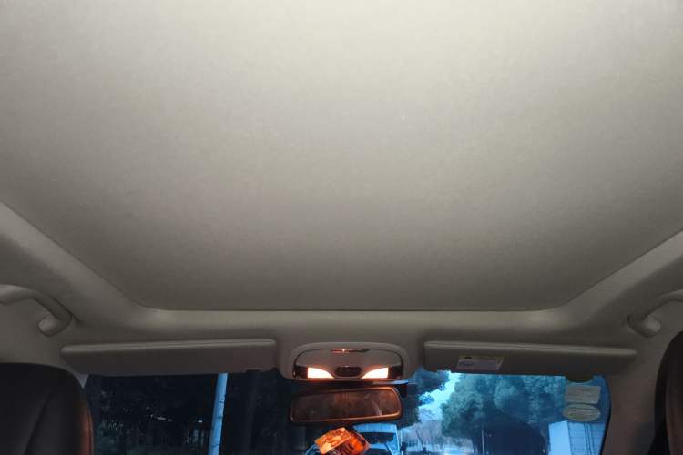 Used Jeep Cherokee 2014 2.4L Urban Edition Headliner