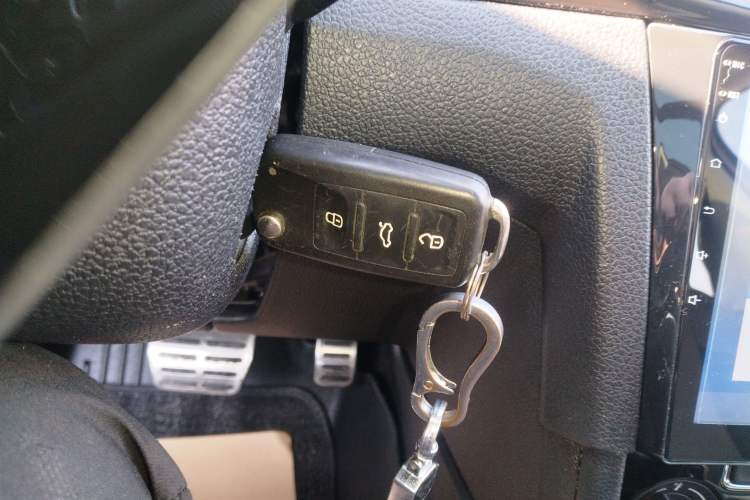 Used Volkswagen C-TREK 2018 230TSI DSG Comfort Model
