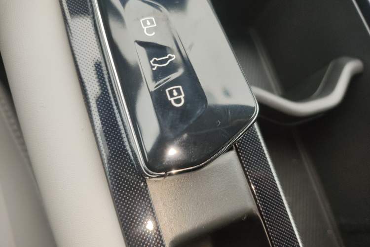 Used Volkswagen Lavida 2026 Pro 300TSI Zhi Yi Edition
