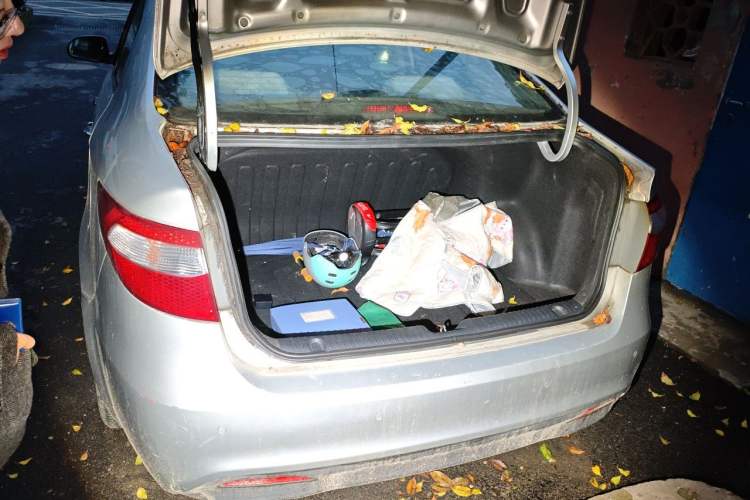 Used Kia K2 2012 Sedan 1.4L MT GLS Commemorative Edition Trunk