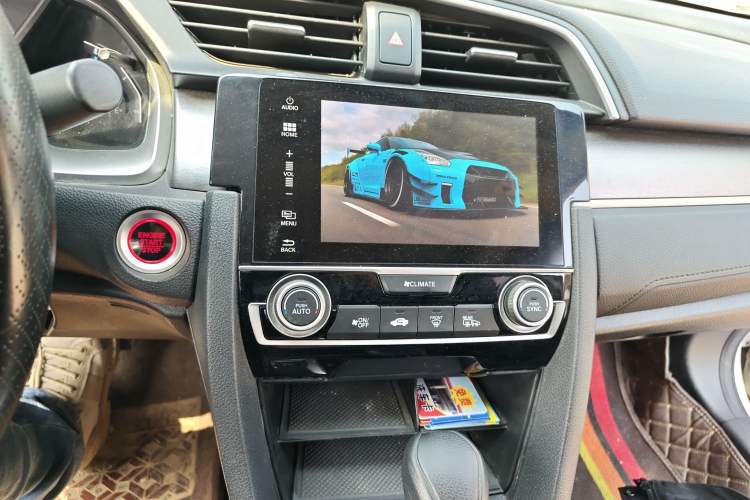 Used Honda Civic 2016 220TURBO CVT Luxury Edition
