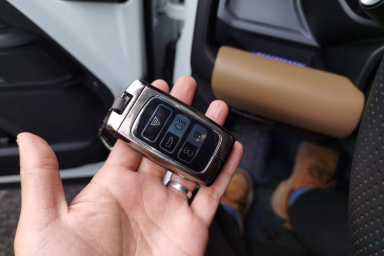 Used Land Rover Defender 2025 110 3.0T P400 – Dynamic HSE
