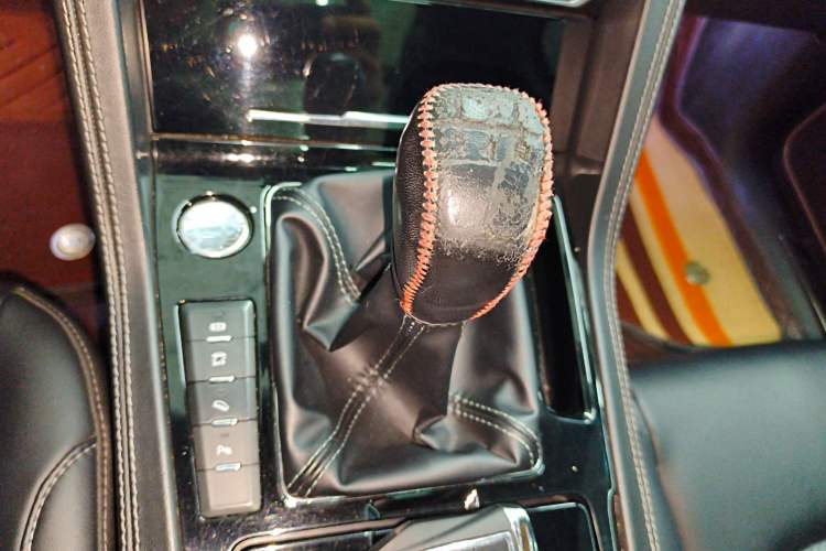 Used Zotye Domy X7 2017 1.8T Manual Luxury Model
