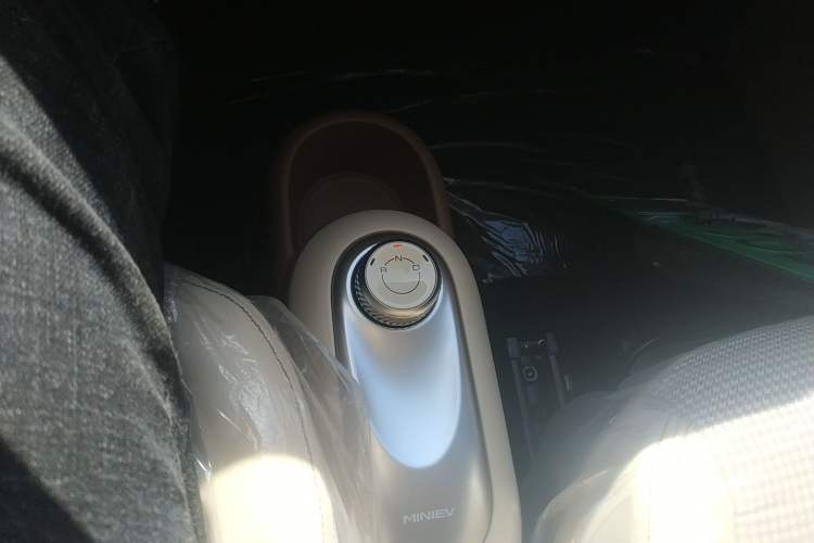 Used Wuling Hongguang MINIEV 2025 Four-Door Version Advanced Edition