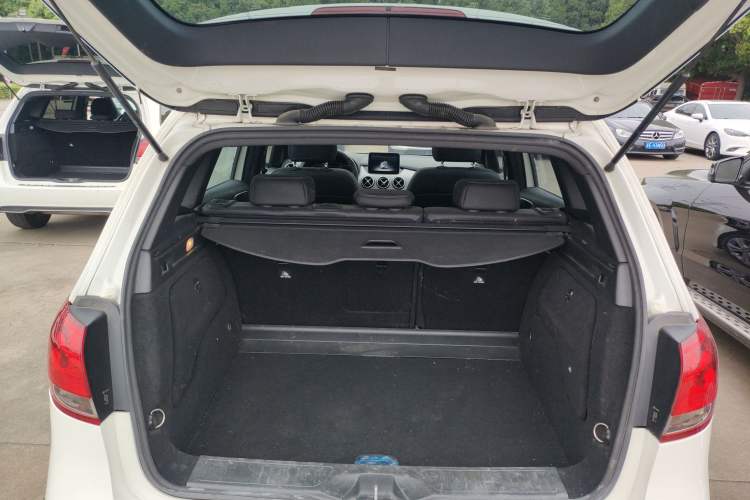 Used Mercedes-Benz B-Class 2017 B 200 Sport Edition
