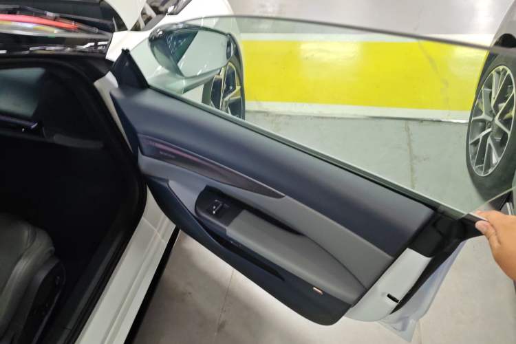 Used Lynk & Co 07 2024 EM-P 126 Long-Range Halo