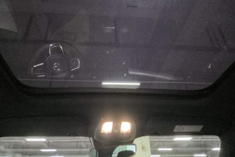 Used Volvo XC40 New Energy 2024 Long-Range PRO Version
