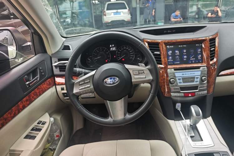 Used Subaru Outback 2010 2.5i Luxury Edition
