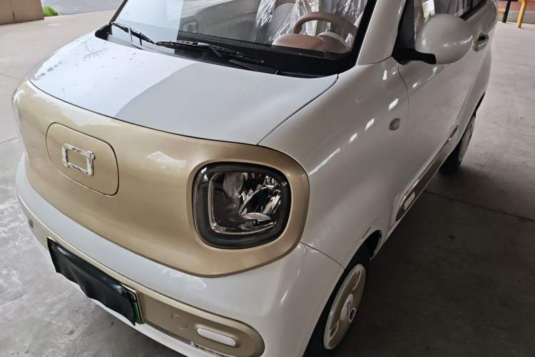 Used Bestune Pony 2026 Model 222km Agile Horse Left Front Headlight