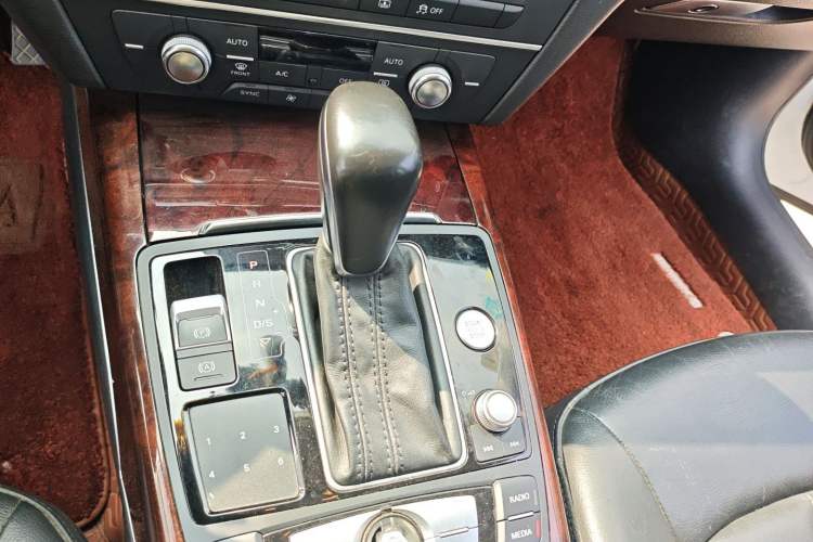 Used Audi A6L 2016 TFSI Comfort Model Gear Lever