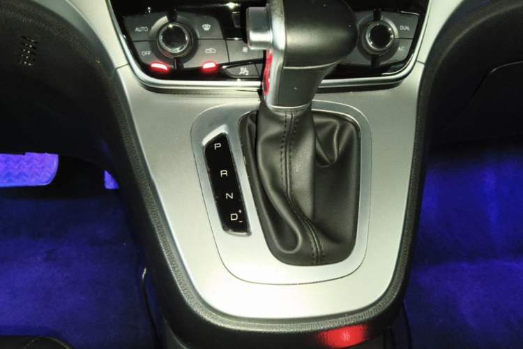 Used Haval M6 2019 1.5T DCT Two-Wheel Drive Elite Version China VI Standard