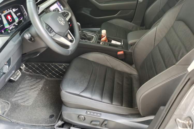 Used Volkswagen FAW-Volkswagen CC 2023 Hunting Vehicle 380TSI Hunter's Heart Edition Driver Seat