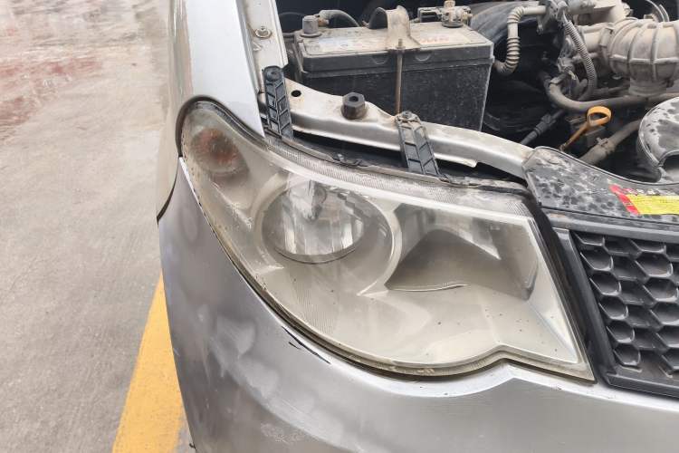 Used Wuling Hongguang 2014 1.2L Base Model China IV Right Front Headlight