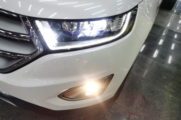 Used Ford Edge 2018 EcoBoost 245 Two-Wheel-Drive Titanium 7-Seater China VI Standard