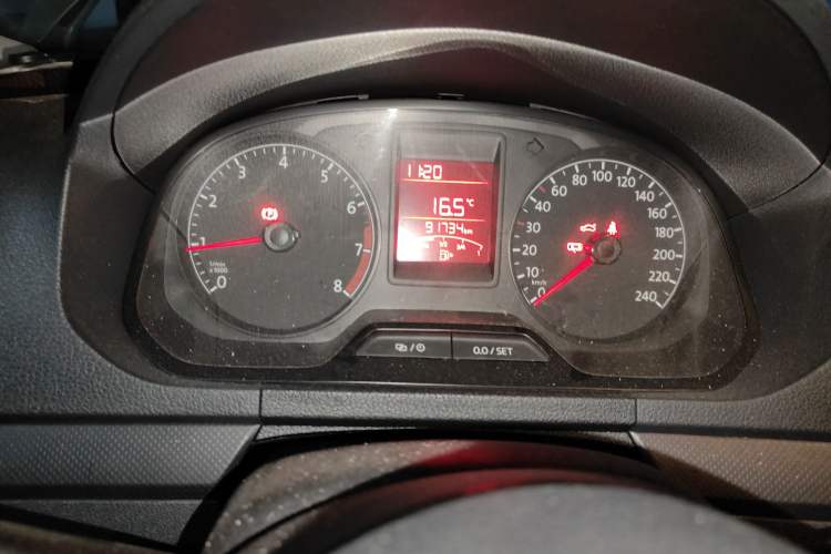 Used Volkswagen Jetta 2015 Value Edition 1.6L Manual Fashionable Style