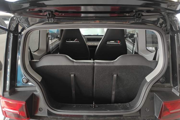 Used Wuling Hongguang MINIEV 2022 GAMEBOY 300km Enthusiast Model with Lithium Iron Phosphate Trunk