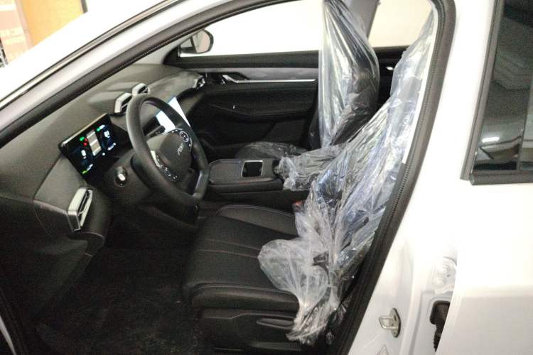 Used Dongfeng Aeolus SKY EV01 2025 530 km AIR Elite Edition
