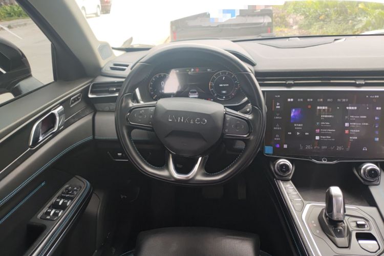 Used Lynk & Co 05 2020 2.0TD Two-Wheel Drive Shine Halo
