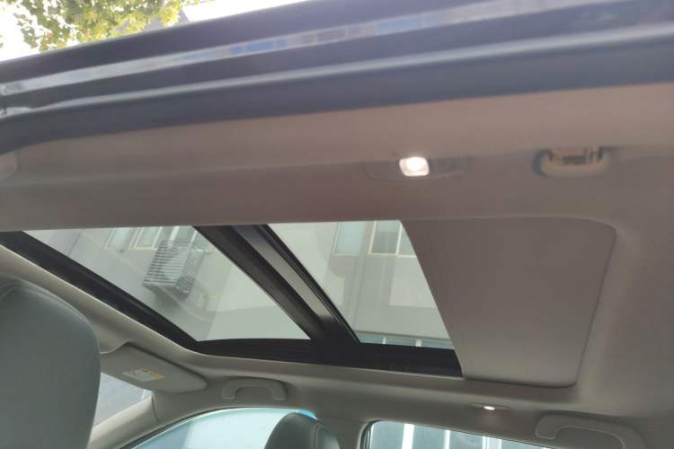 Used Renault Koleos 2017 2.0L Two-Wheel Drive Luxury Edition
