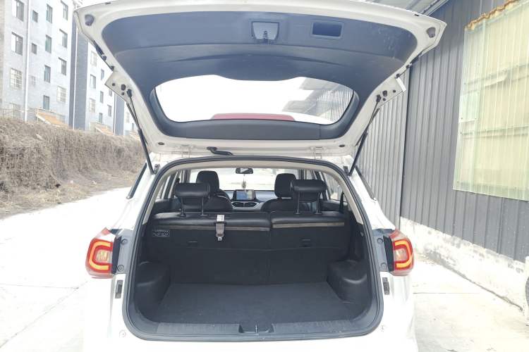 Used Baojun 510 2017 1.5L Manual Fashion Model
