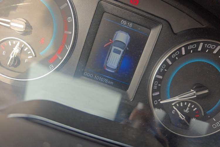 Used Haval H2 2016 Red-Label 1.5T Manual Two-Wheel Drive Luxury Model